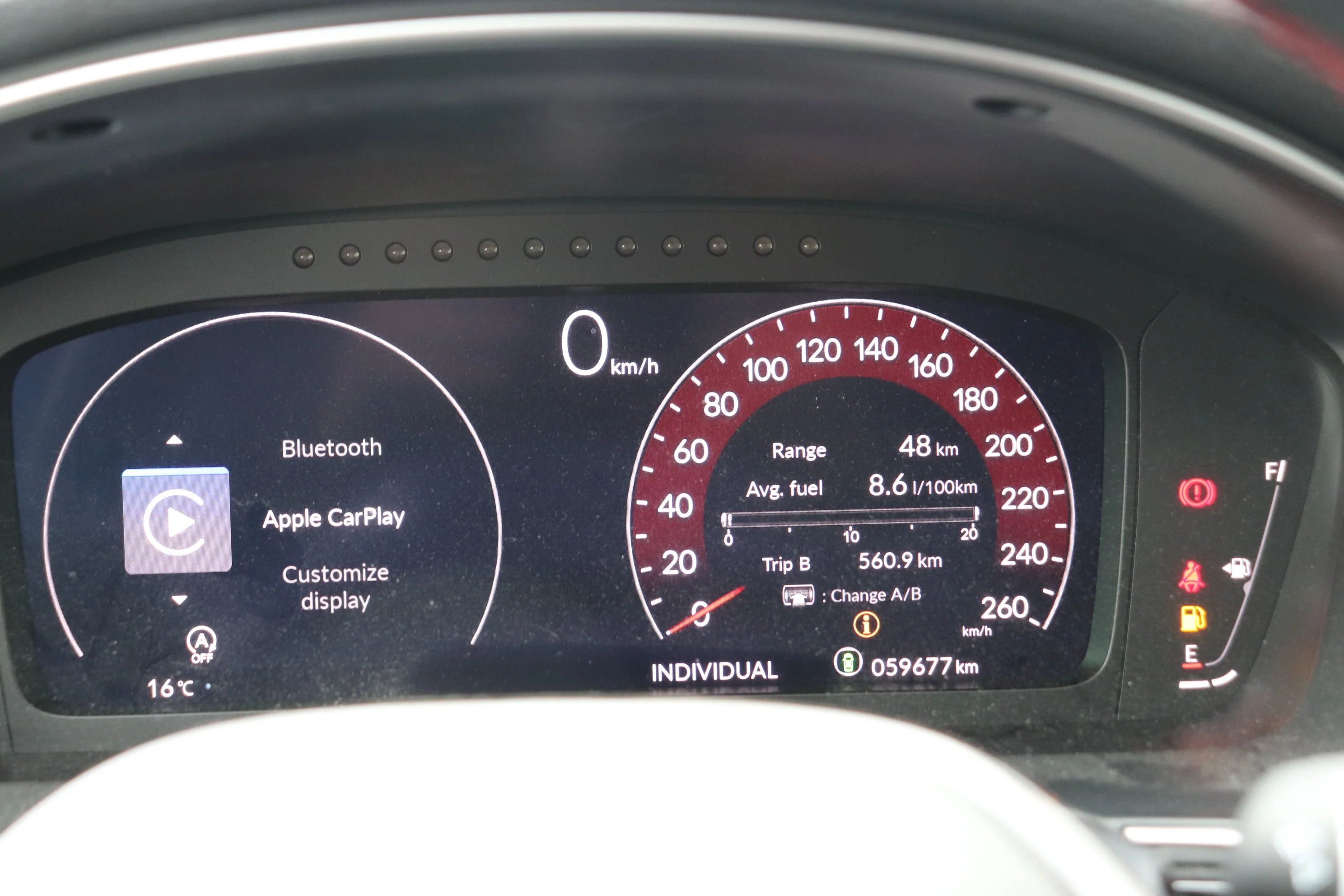 Used 2025  Honda Manual image 12