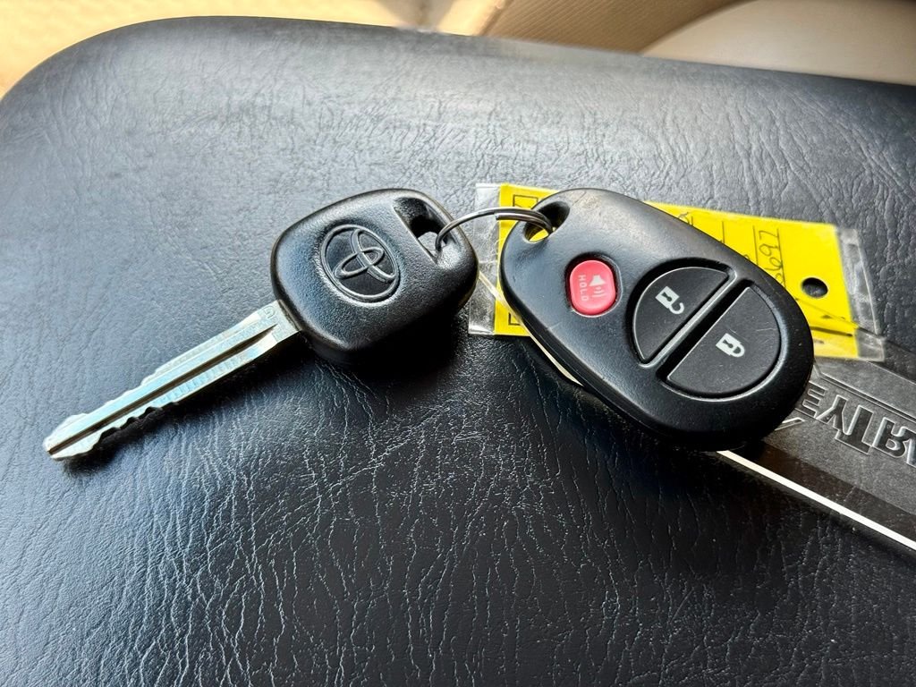 Used 2015 Red Toyota PreRunner image 27