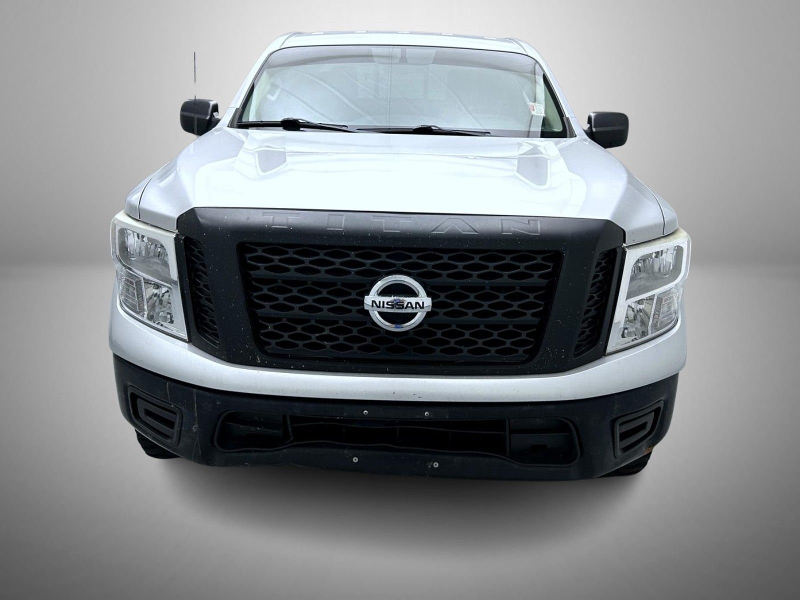 Used 2017 Silver Nissan S image 2