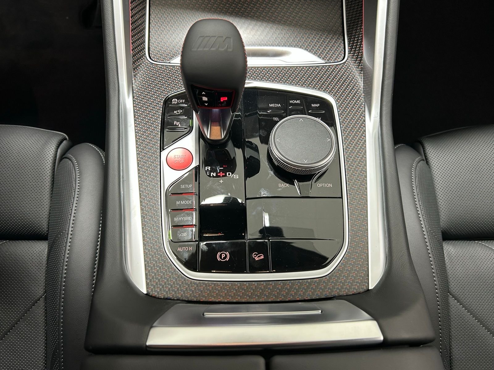 New 2026 Mineral White Metallic BMW Label image 37