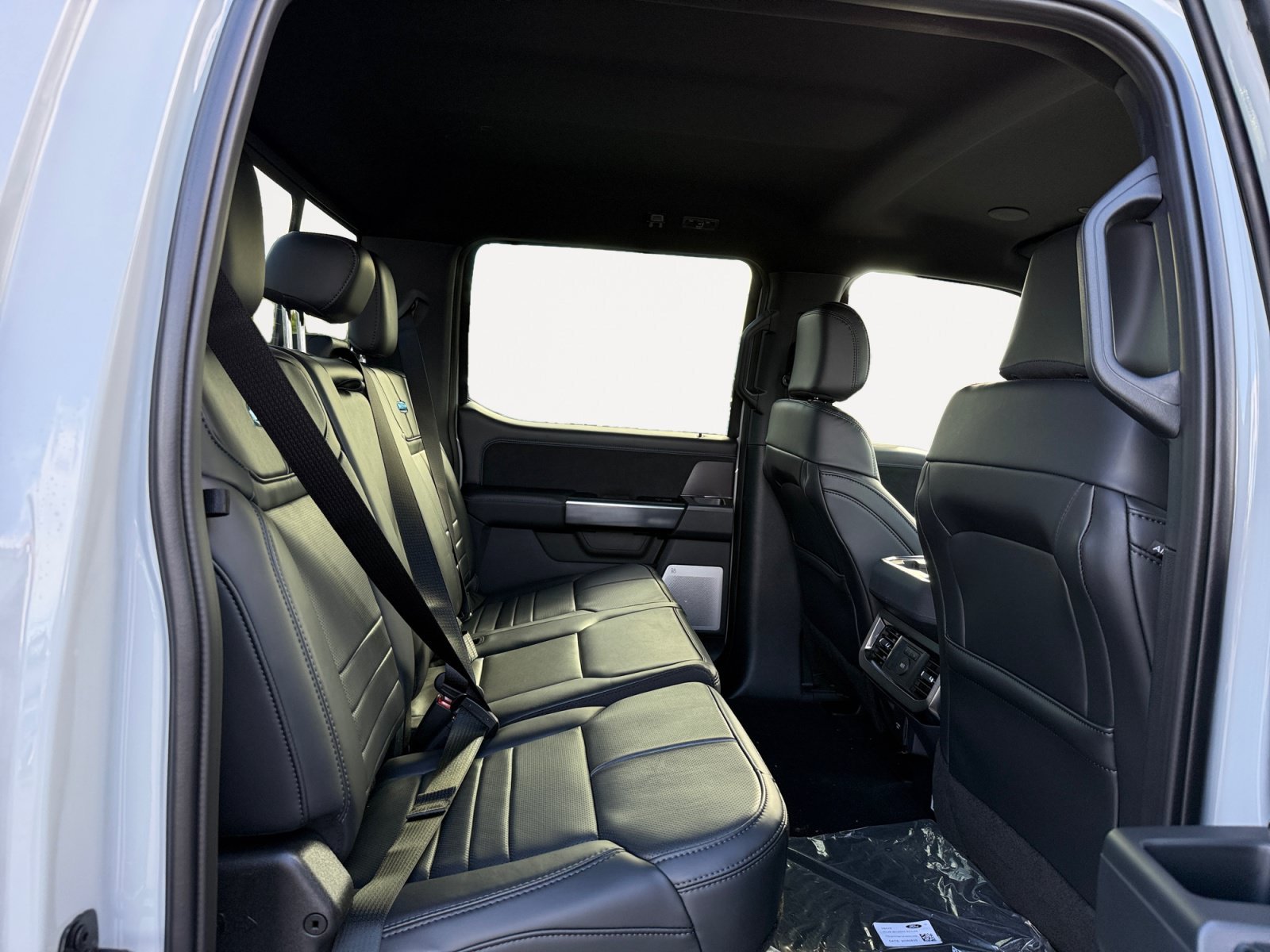 New 2026 Avalanche Ford Platinum image 18