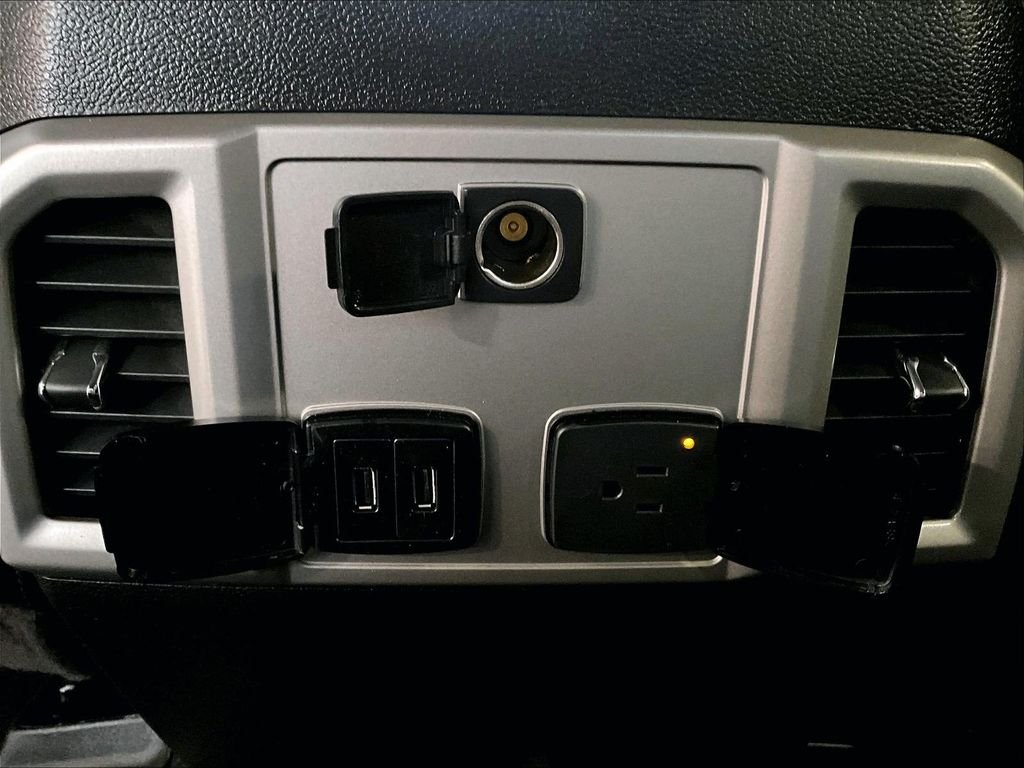 Used 2019 Black Ford Lariat image 26