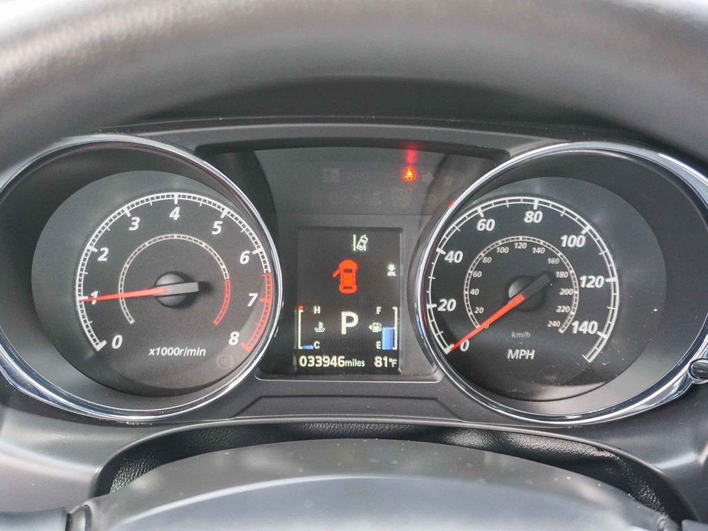 Used 2025 Silver Mitsubishi 2.0 ES image 21