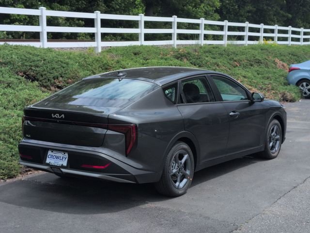 New 2026 Interstellar Gray Kia LXS image 3