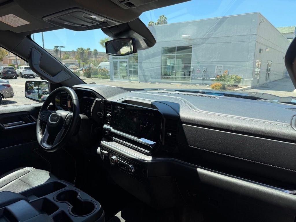 Used 2025 Silver GMC SLT image 16