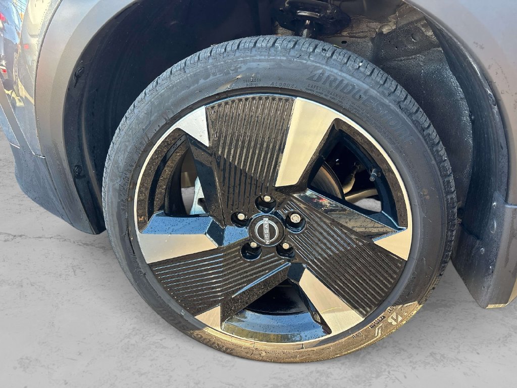 Used 2026 Gray Nissan SR image 28