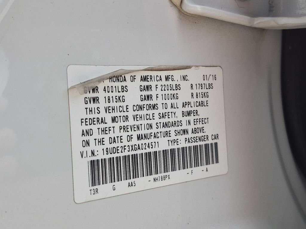 Used 2016 White Acura 2.4L image 34