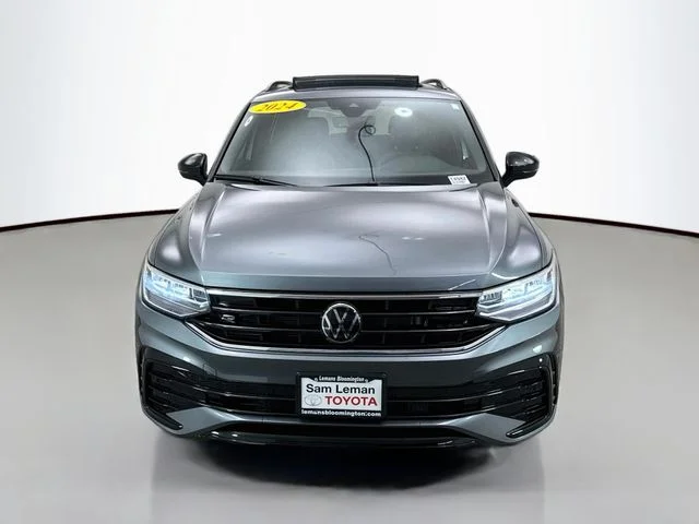 Used 2024 Gray Volkswagen 2.0T SE R-Line Black image 2