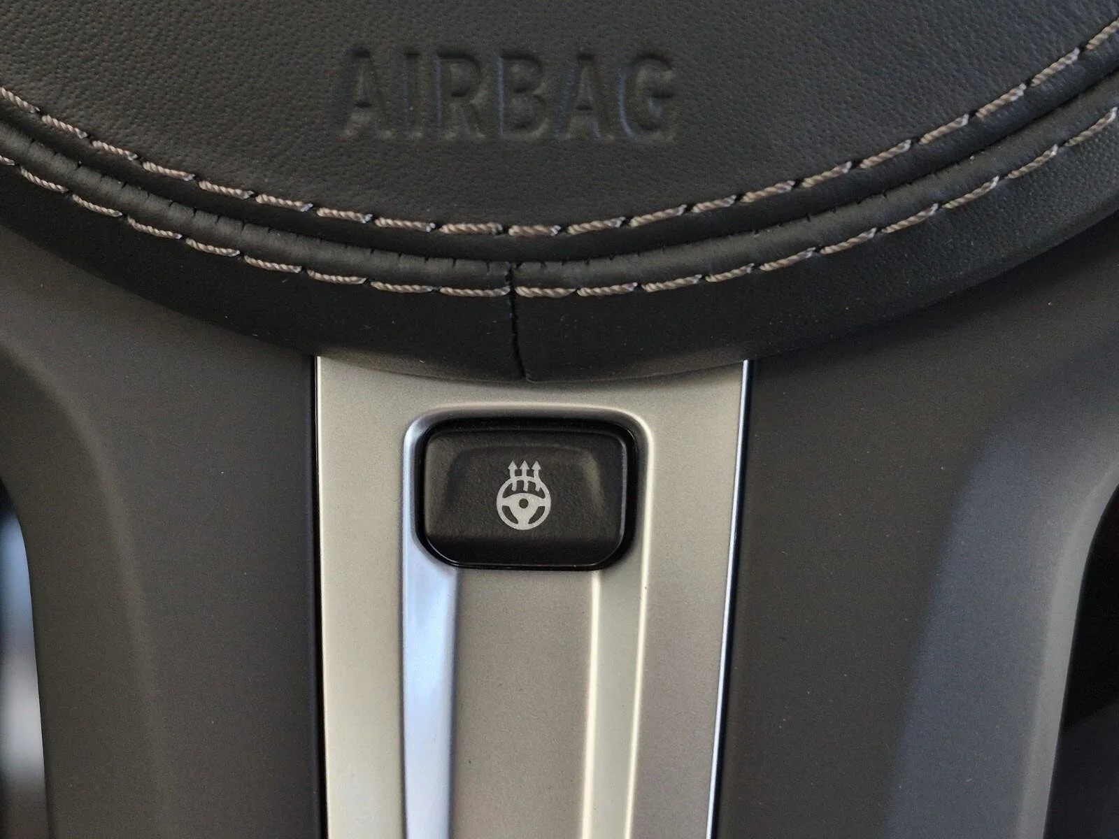 2026 BMW 8 Series 840i - Photo 20