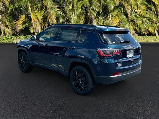 New 2026 Fathom Blue Pearl-Coat Exterior Paint Jeep Latitude image 7