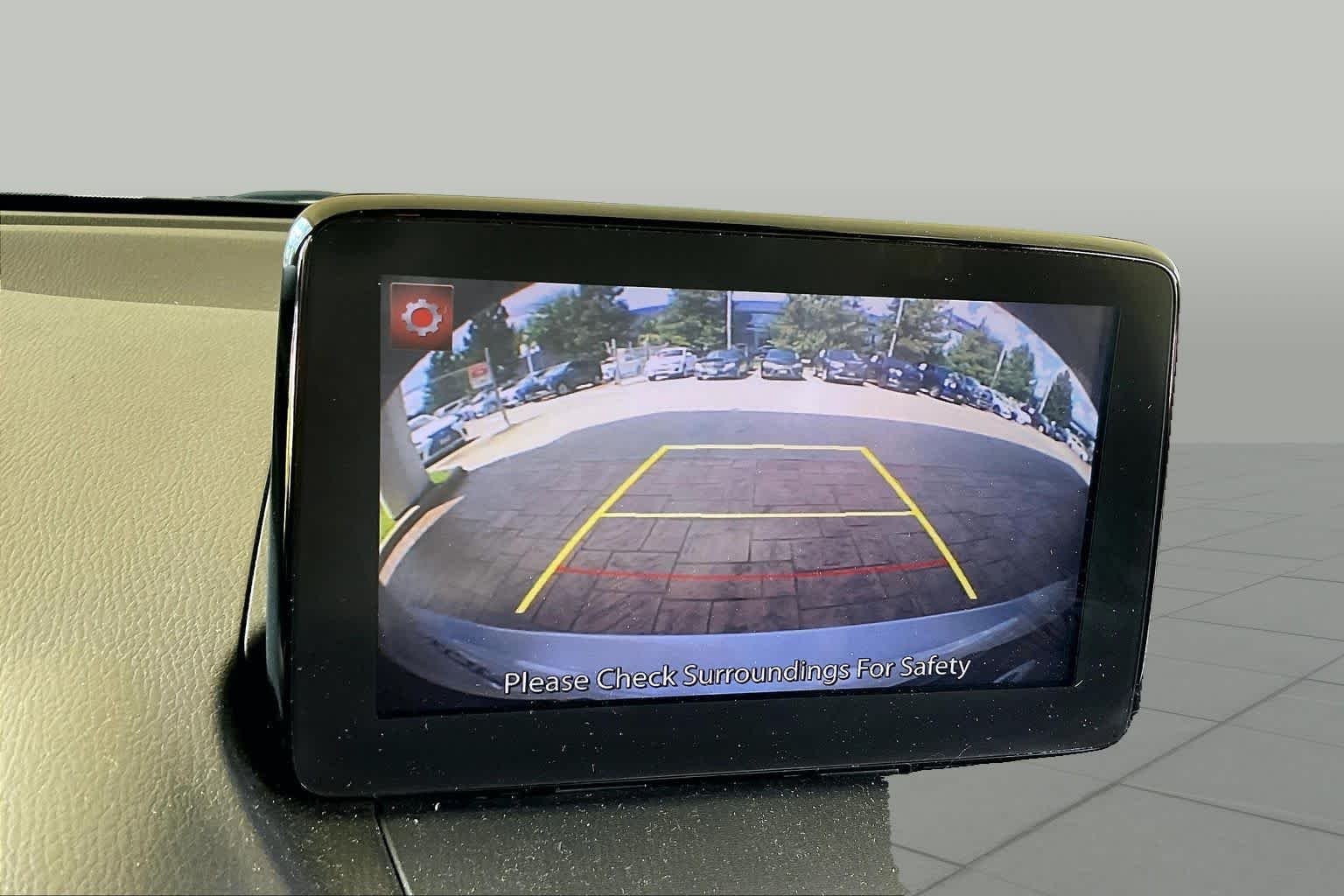 Used 2019 Icicle Toyota LE image 24