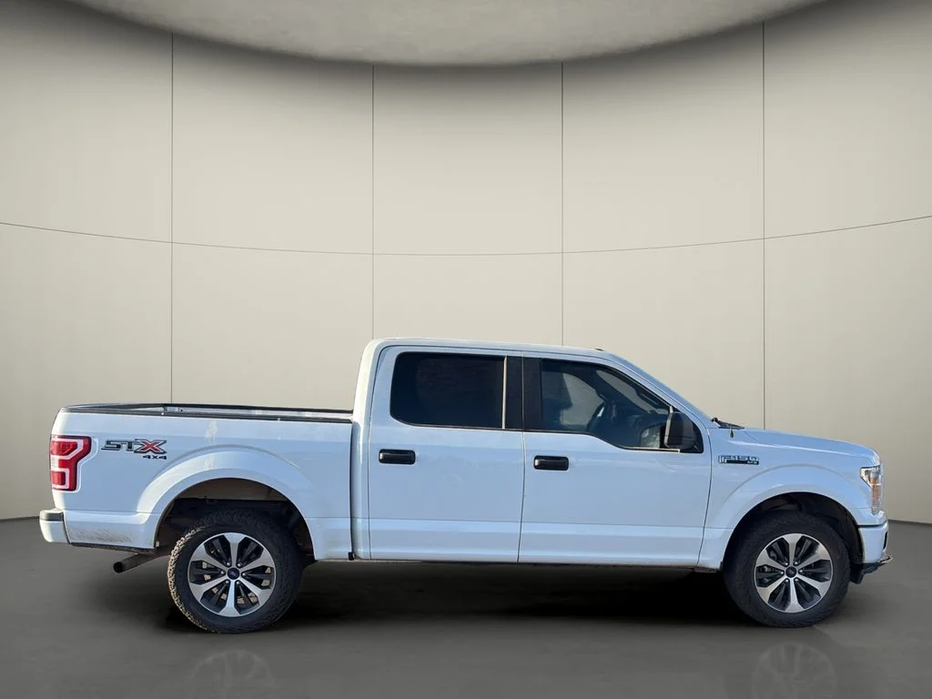 Used 2019 White Ford XL image 8
