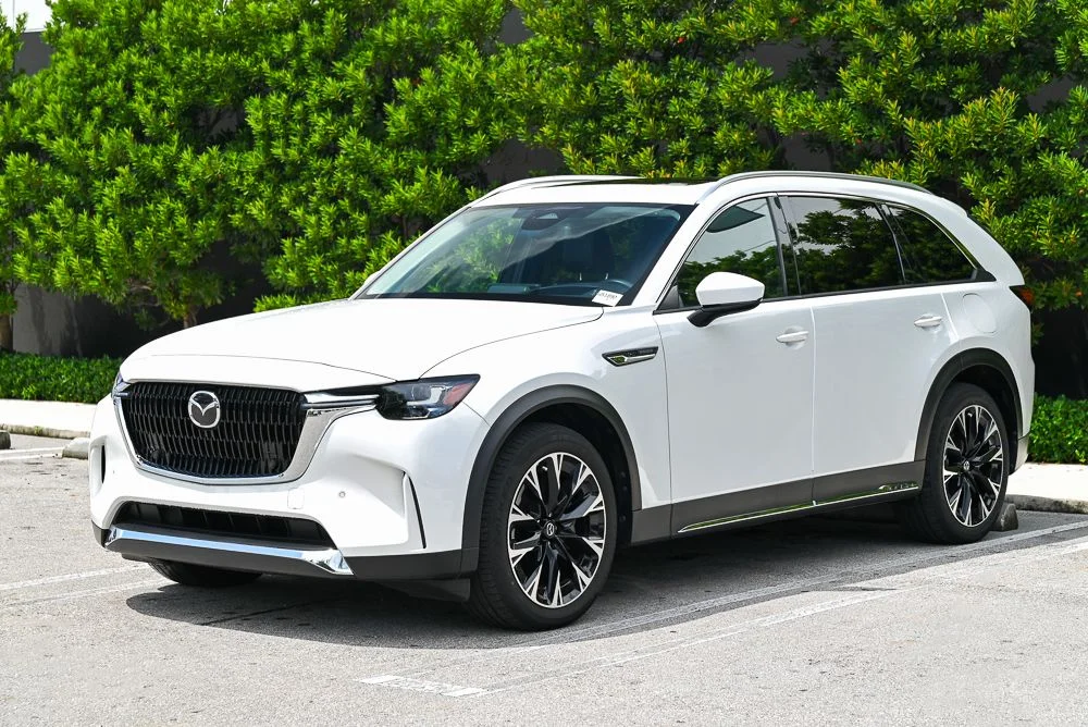 Certified Used 2024 White Mazda Premium image 1