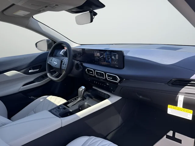 New 2026 Brown Nissan SL image 17