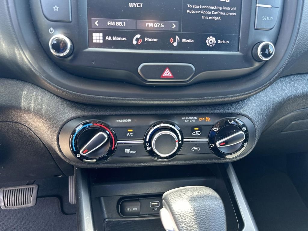 Used 2023 White Kia LX image 19