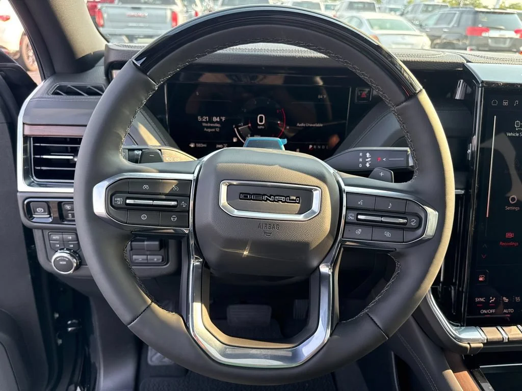 2026 GMC Yukon XL Denali - Photo 19