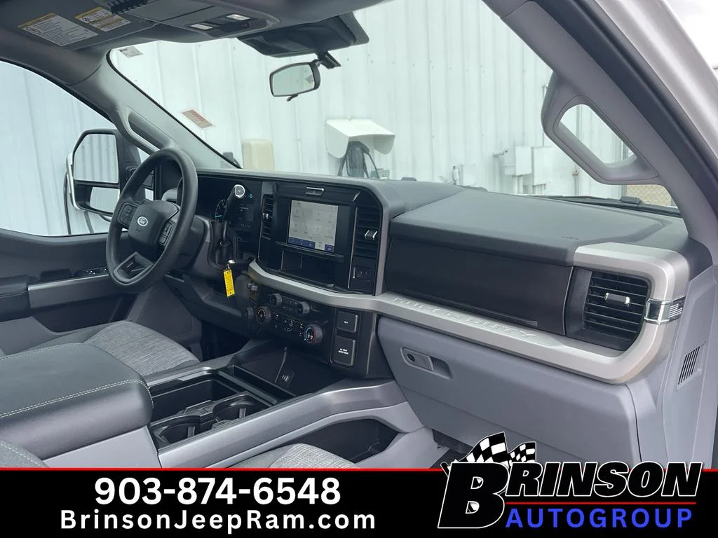 Used 2026 OXFORD WHITE Ford XLT image 22