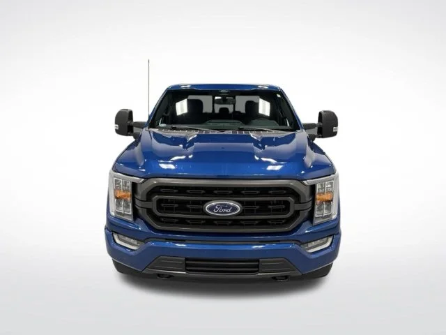 Used 2022 Blue Ford XLT image 3