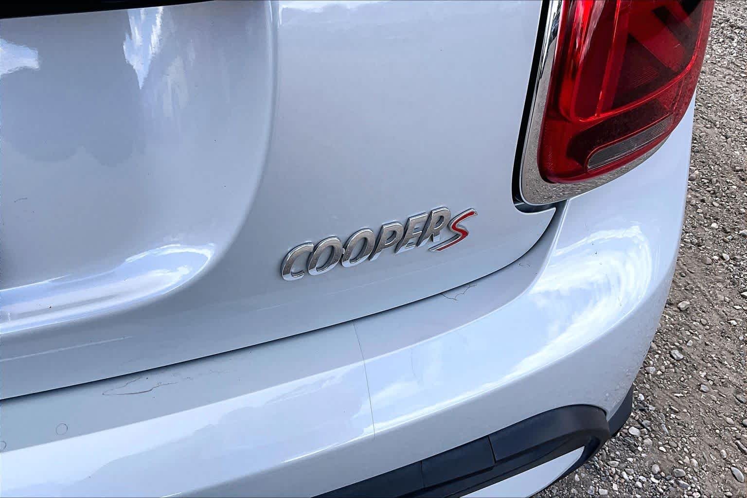 Used 2023 White Silver Metallic MINI Cooper S image 7