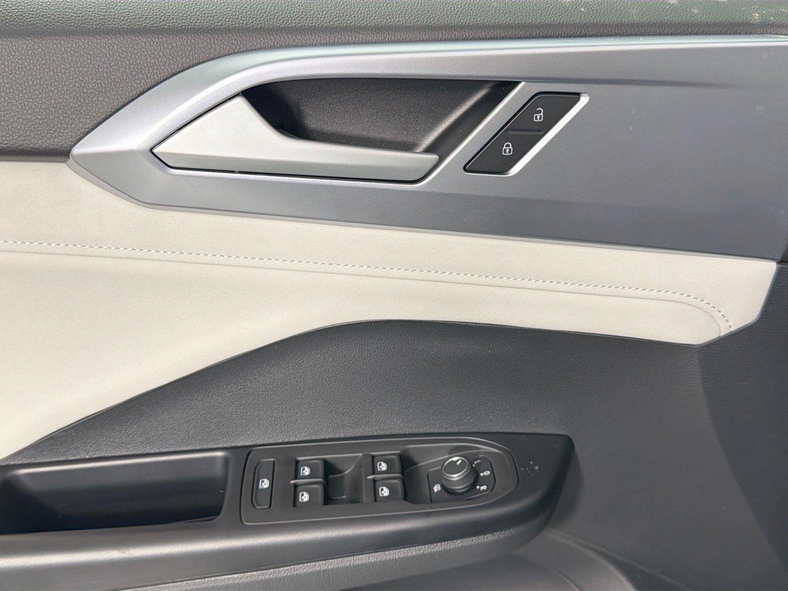 2026 Volkswagen Taos SE - Photo 16