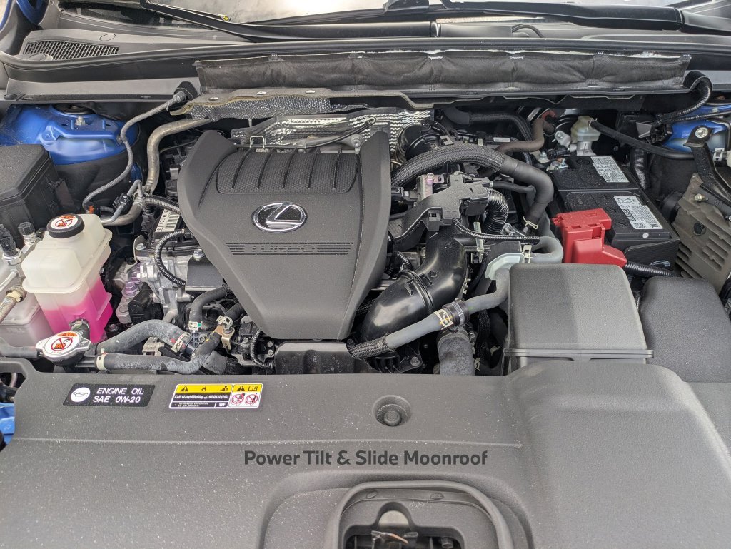 Used 2023  Lexus 350 F Sport Handling image 14