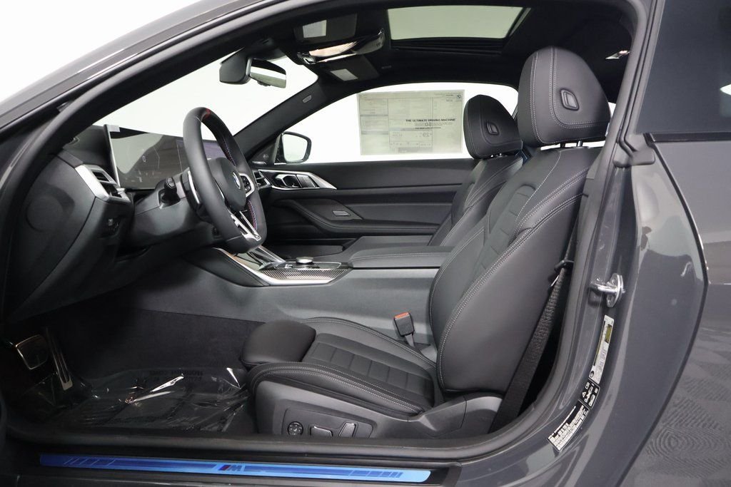New 2027 Dravit Grey Metallic BMW M440i xDrive image 5