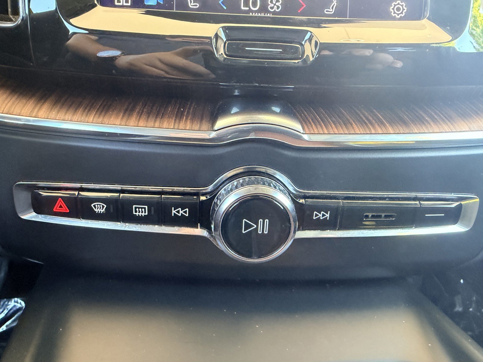 2023 Volvo XC60 Plus - Photo 13