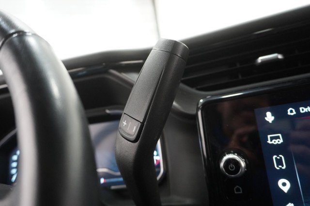 Used 2025 Onyx Black GMC AT4X image 33