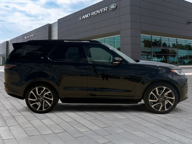 Used 2024  Land Rover Metropolitan Edition image 6
