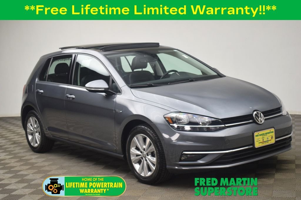 2018 Volkswagen Golf TSI SE's photo