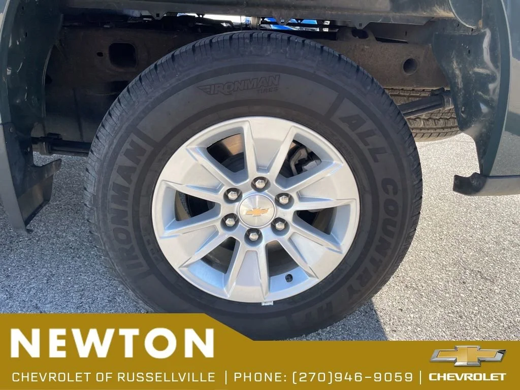 Used 2025 Cypress Gray Chevrolet LT image 45