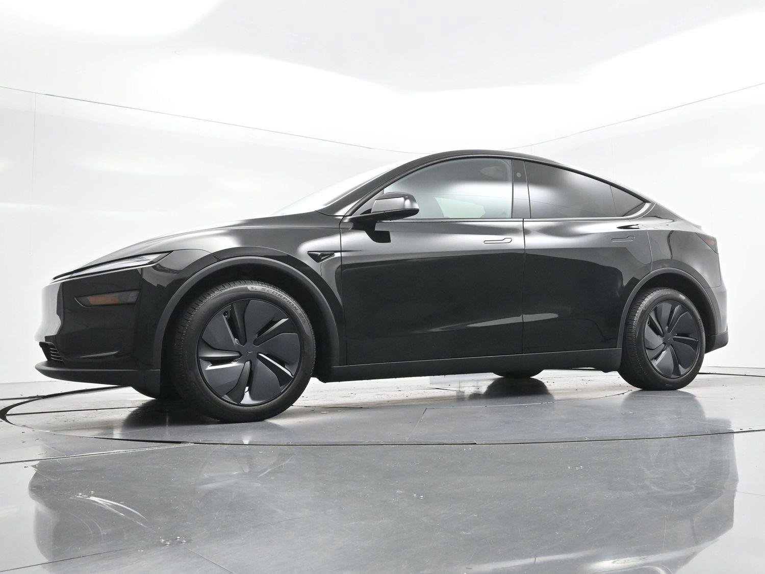 Used 2026 Diamond Black Tesla Long Range image 41