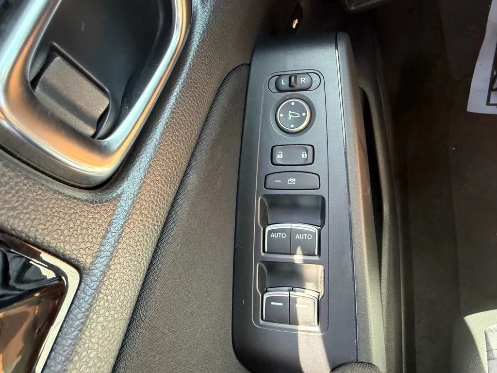 Used 2025 Gray Honda Sport image 33