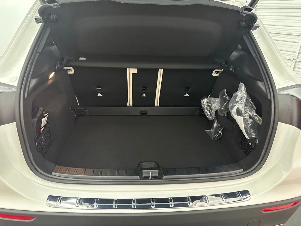 New 2026 White Mercedes-Benz GLA 250 image 26