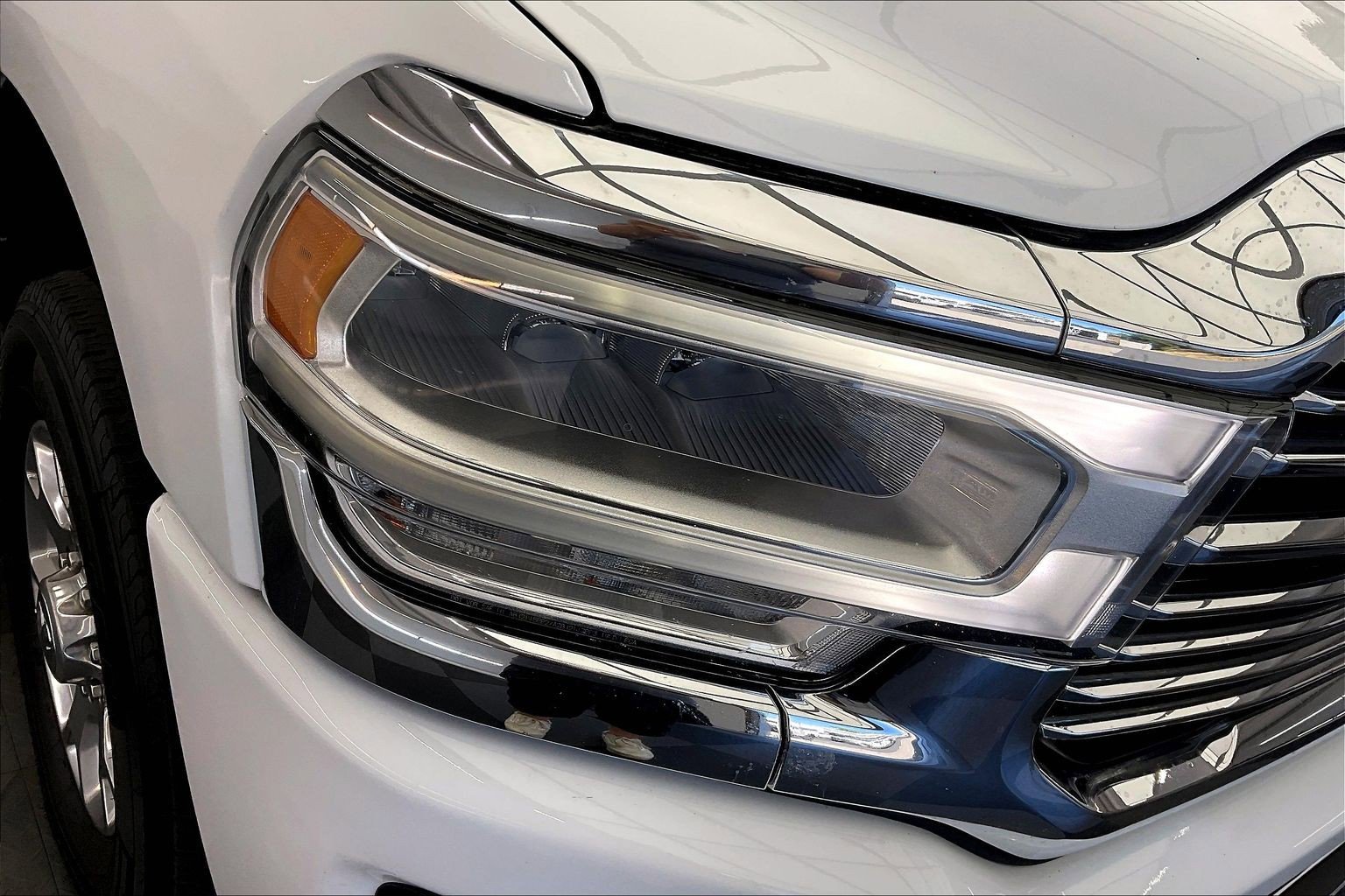 Used 2023 Bright White Clearcoat Ram Laramie image 28