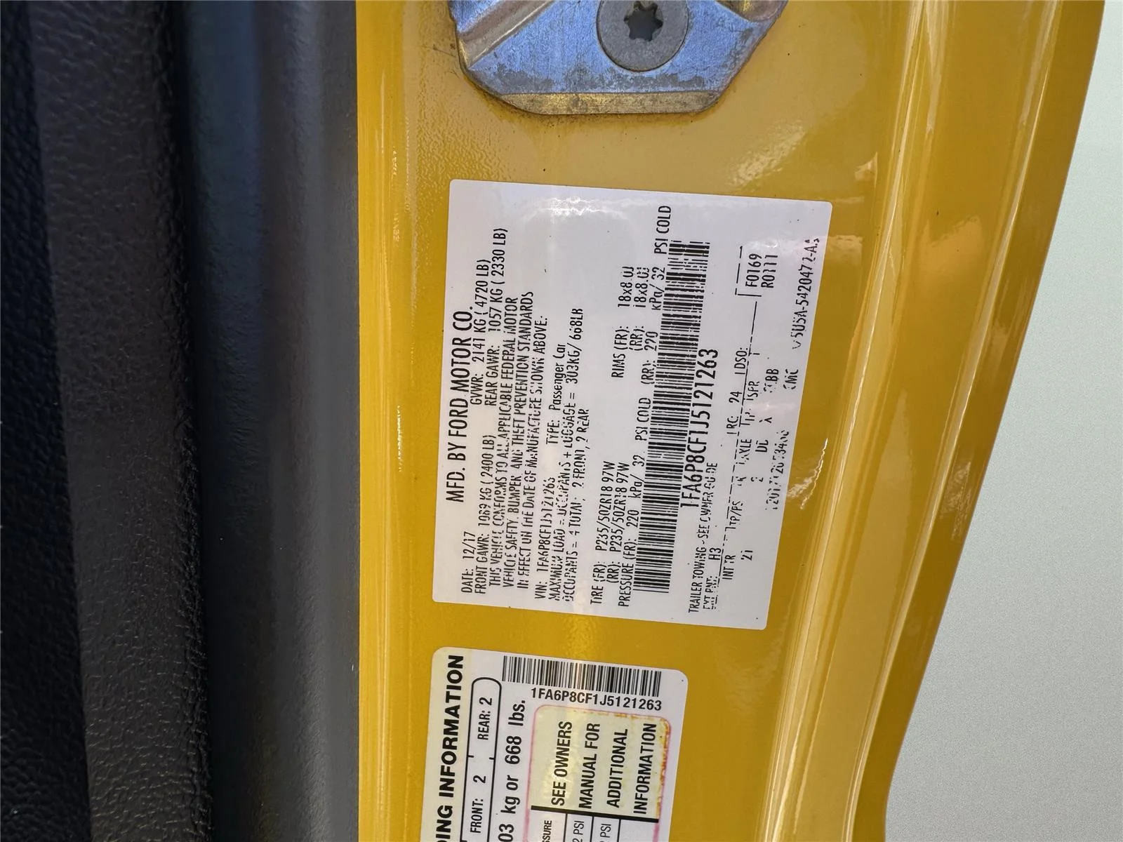 Used 2018 Triple Yellow Tri-Coat Ford GT image 33