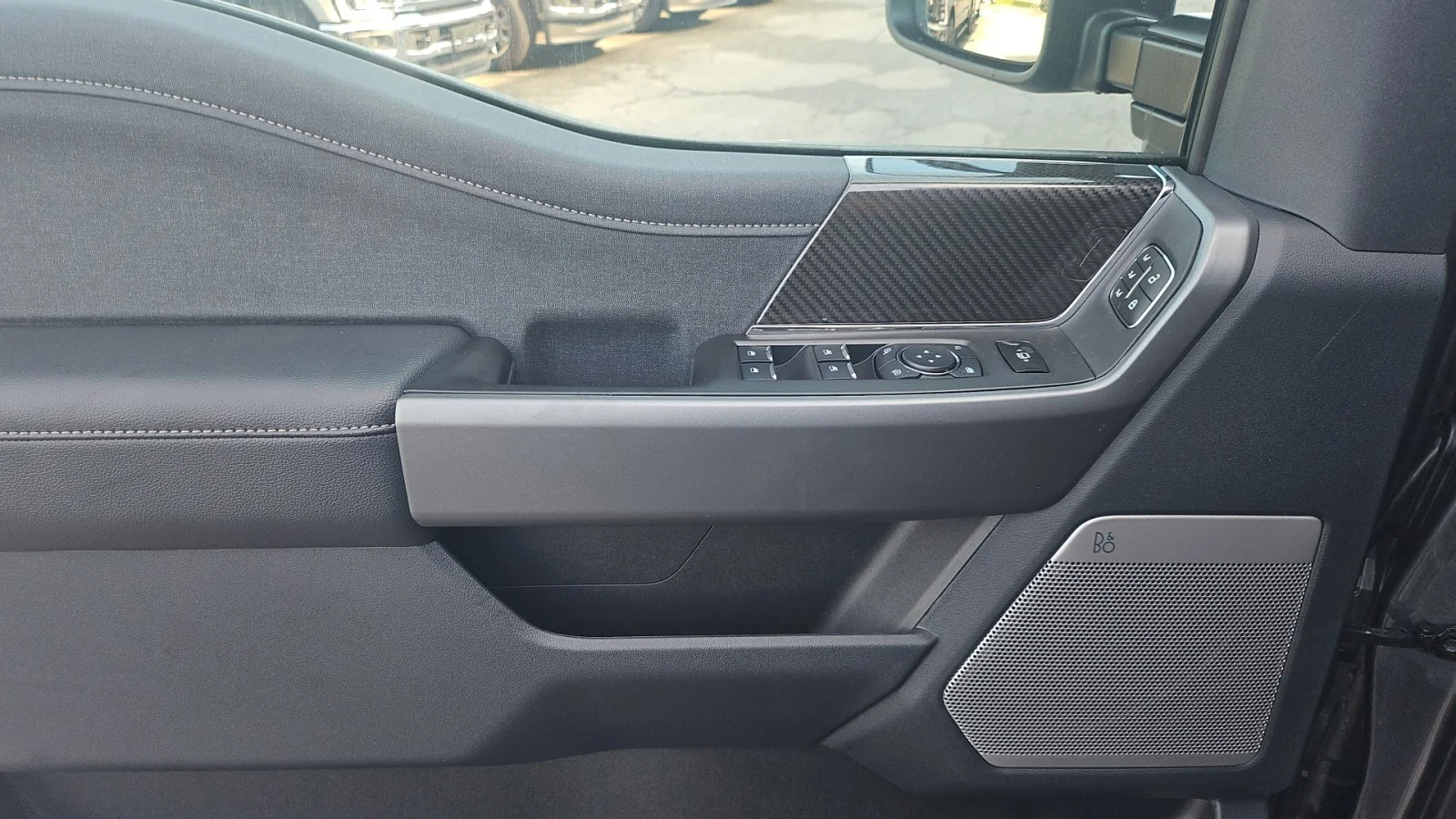 New 2026 Carbonized Gray Metallic Ford ROUSH Super Duty 4WD image 8