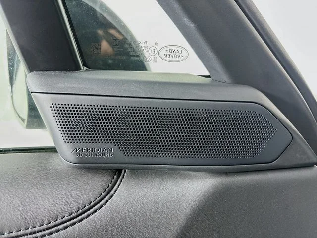 New 2026 Black Land Rover SE image 20