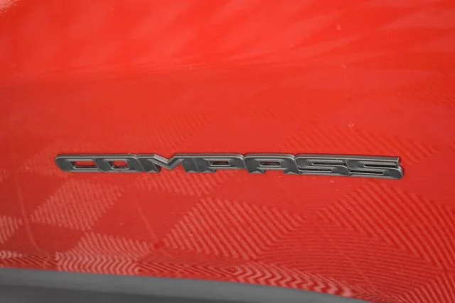 New 2026 Red Hot Pearl-Coat Exterior Paint Jeep Trailhawk image 13