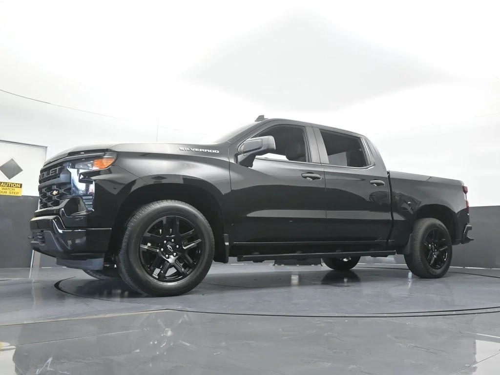 Used 2024 Black Chevrolet Custom image 51