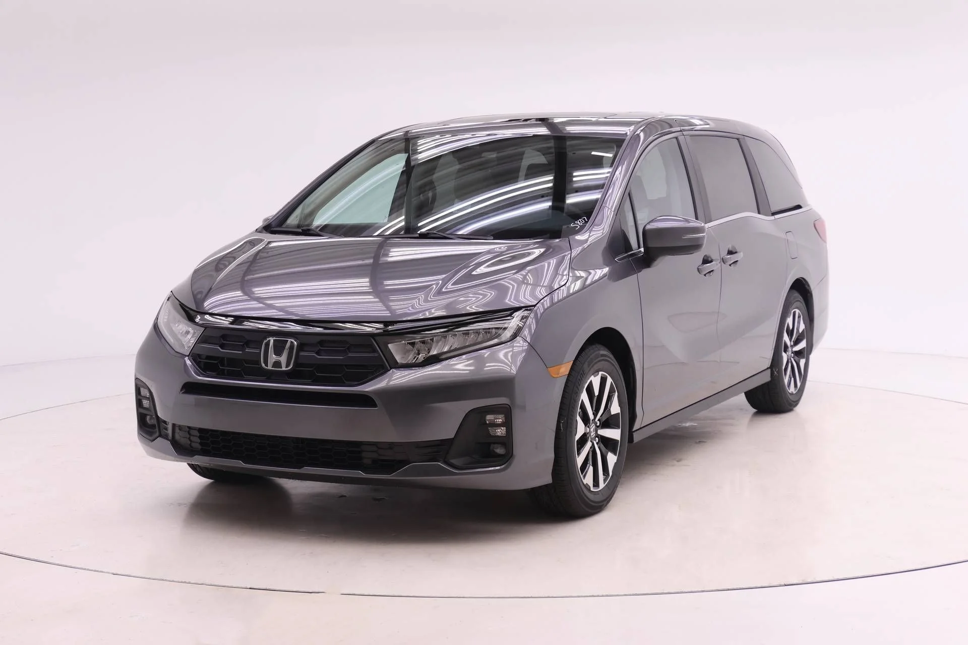 2026 Honda Odyssey EX-L's photo
