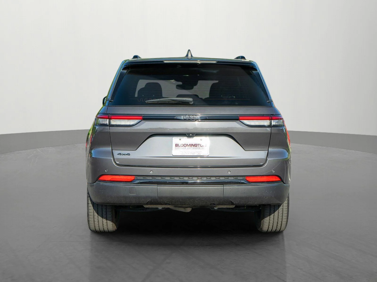 Used 2023 Baltic Gray Metallic Clearcoat Jeep Altitude X image 6