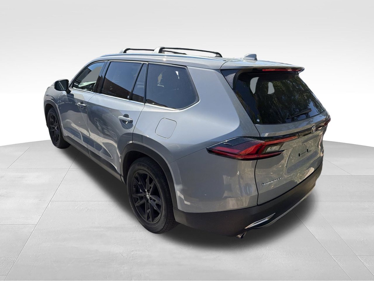 Certified Used 2026  Toyota MAX Platinum image 6