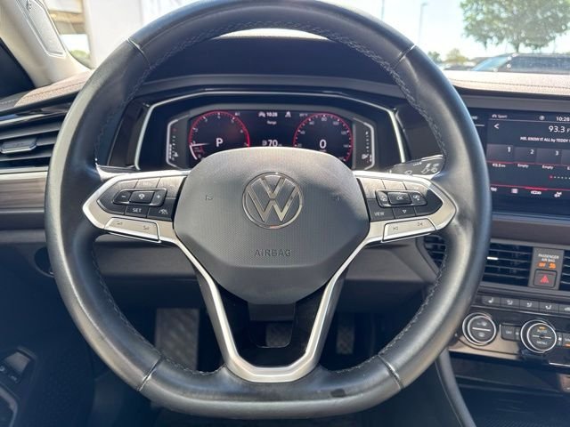 Certified Used 2023 Pyrite Silver Metallic Volkswagen 1.5T SEL image 25
