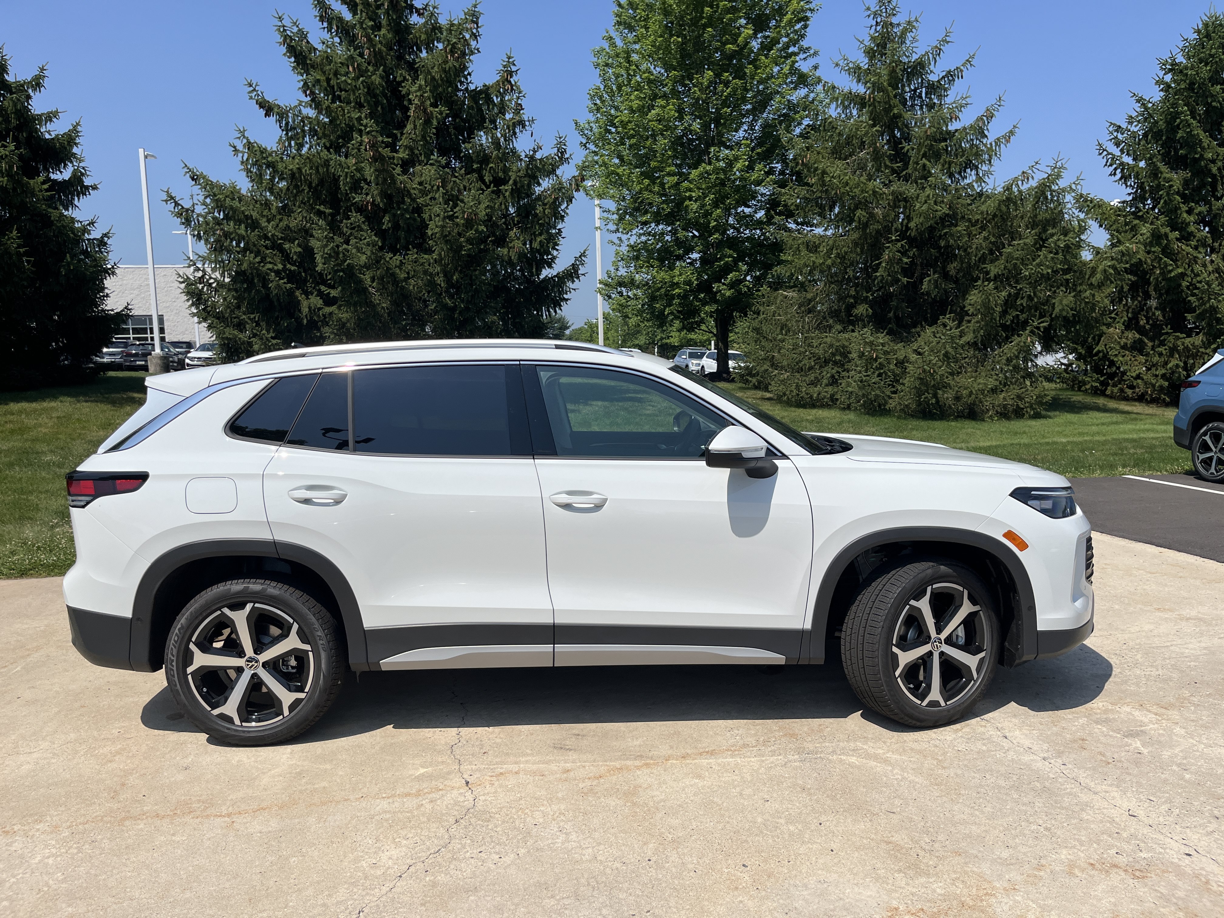 New 2026 White Volkswagen SE image 16