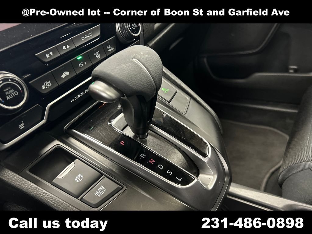 Used 2018  Honda EX image 23