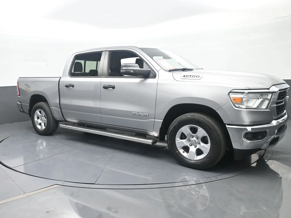 Used 2023 Billet Silver Metallic Clearcoat Ram Big Horn/Lone Star image 7