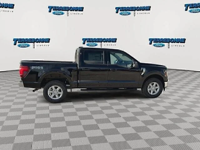 New 2026 Agate Black Metallic Ford XLT image 29
