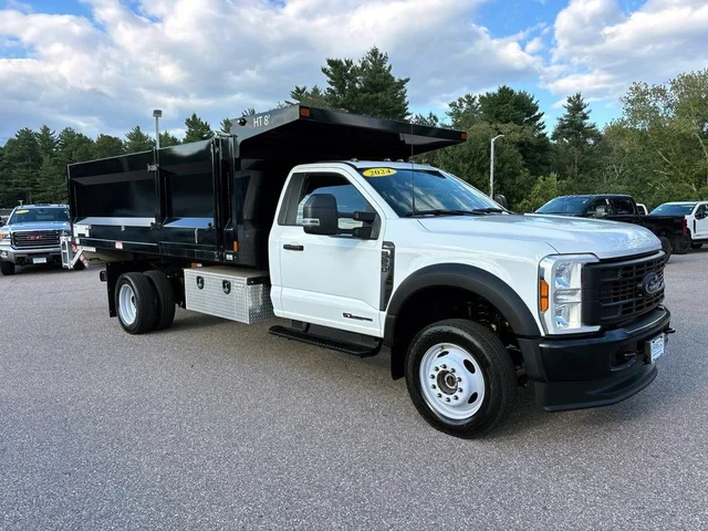 2024 Ford F-550SD XL