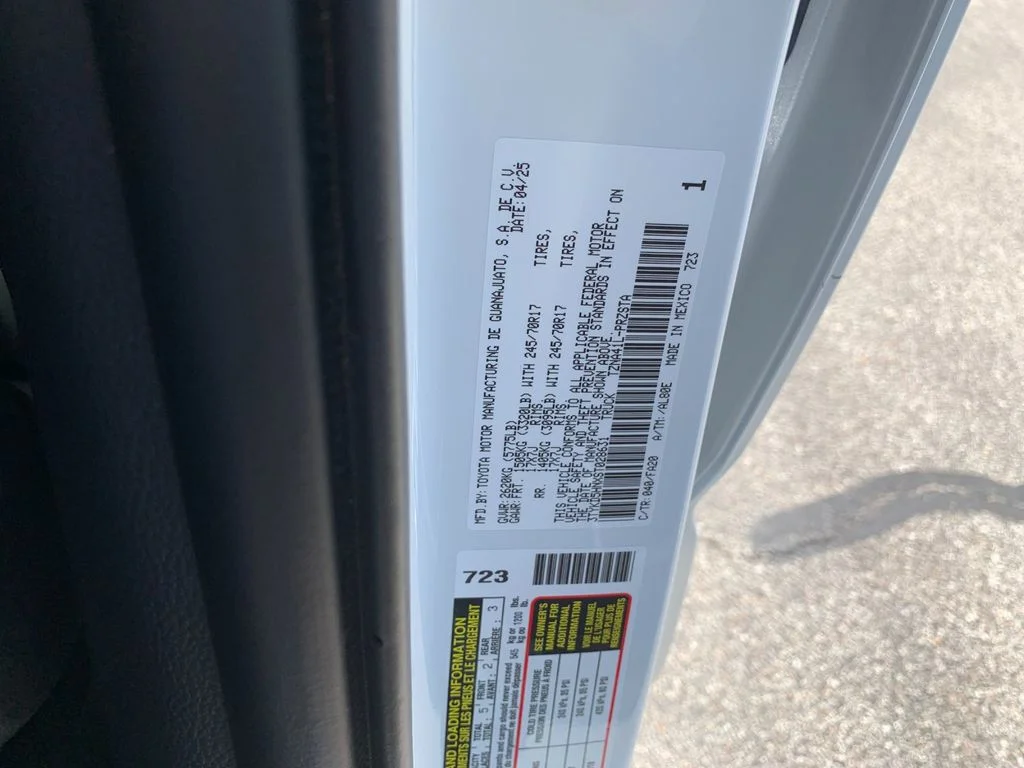 Used 2025 White Toyota SR image 33